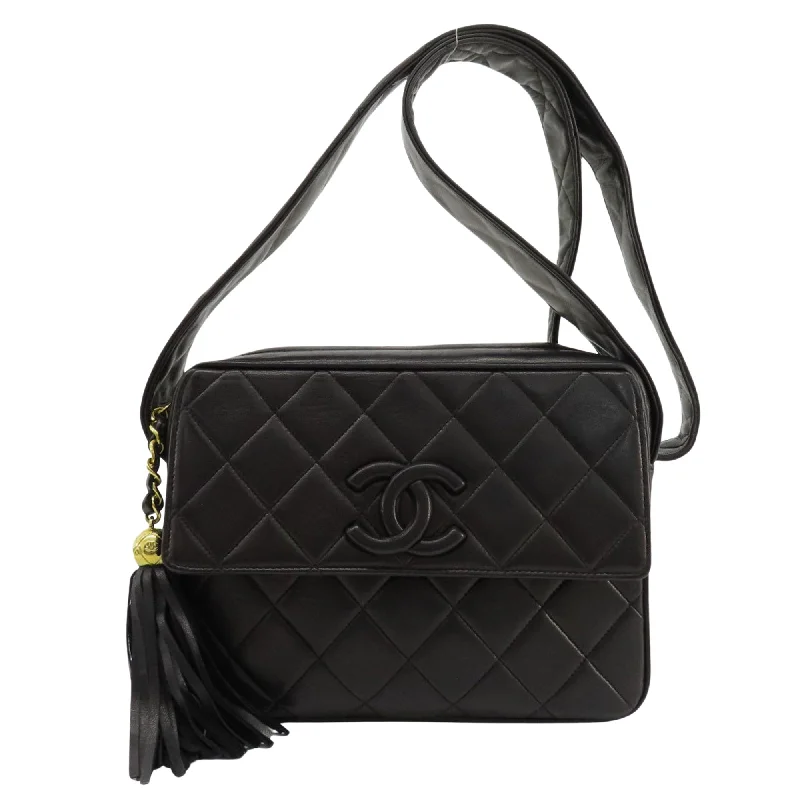 Chanel Matelassé  Leather Shoulder Bag (Pre-Owned)